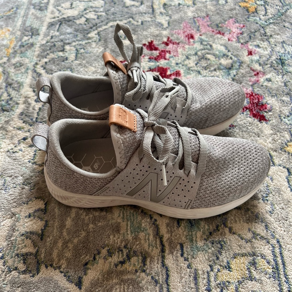 New Balance Women's Tennis Shoes